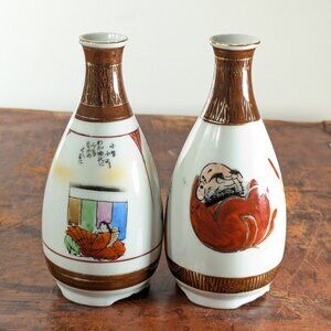 Set of 2 handpainted porcelain sake bottles